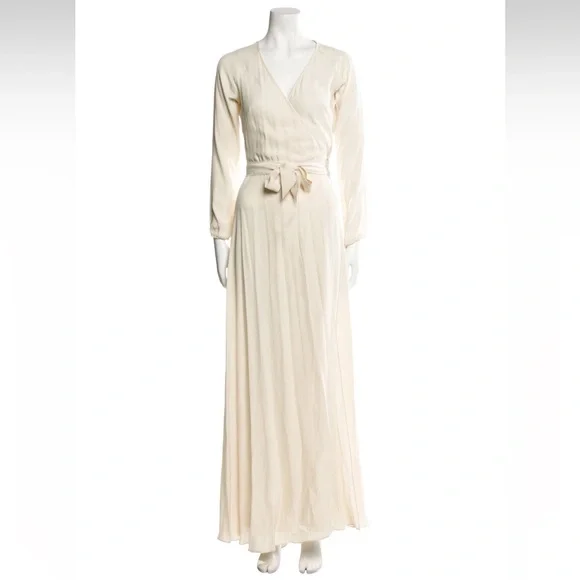 Kamperett Linden Silk Gown size Small GUC - Picture 11 of 13